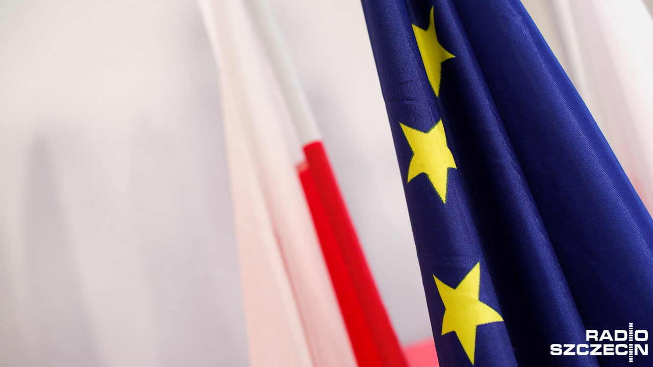KE zamierza zamknąć procedurę przeciwko Polsce dotyczącą łamania praworządności