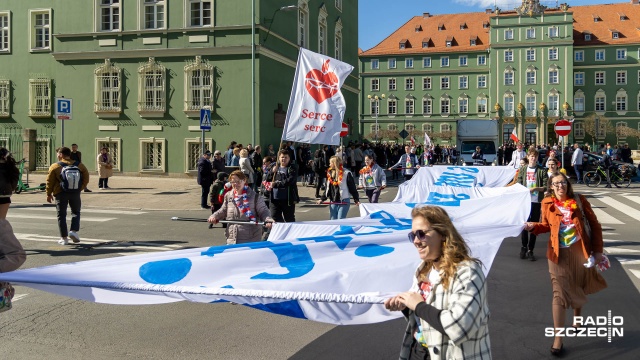 Fot. Robert Stachnik [Radio Szczecin] Marsz dla Życia przeszedł ulicami Szczecina [ZDJĘCIA]