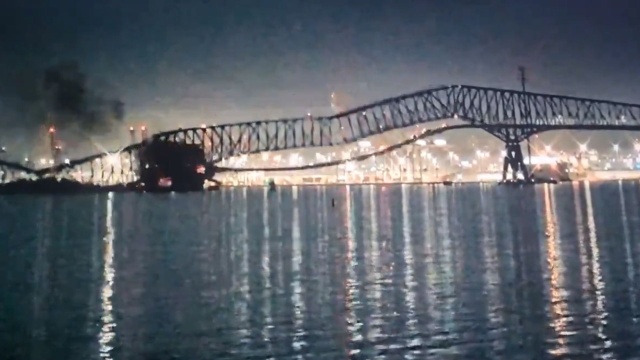 W Baltimore na wschodnim wybrzeżu Stanów Zjednoczonych częściowo zawalił się najdłuższy w mieście most. W przeprawę uderzył statek towarowy.