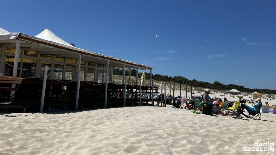 Plażowa infrastruktura turystyczno-gastronomiczna na starcie sezonu [ZDJĘCIA]