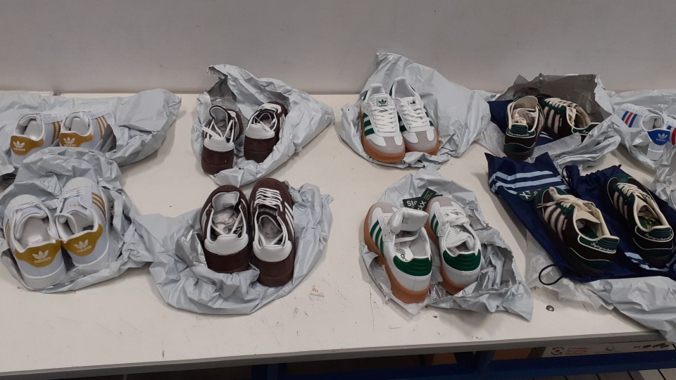 Podrobione buty z Chin przechwycone przez służby